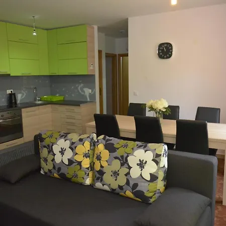 With A Parking Space - 13416 Appartement Pula