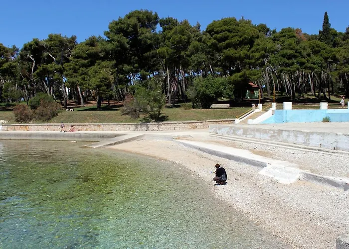 With A Parking Space - 13416 *