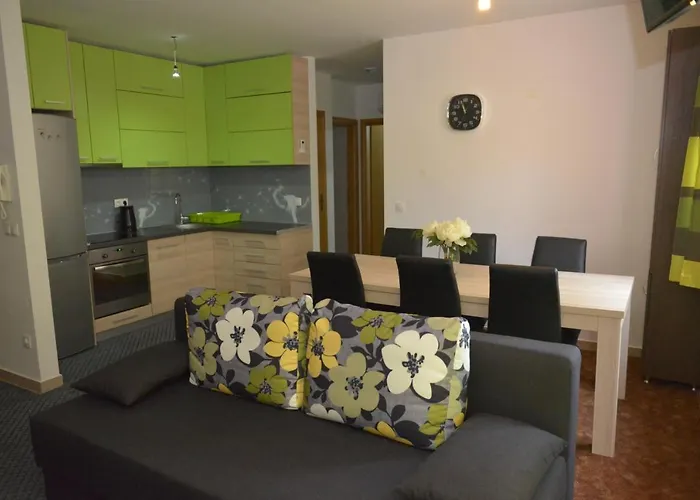 With A Parking Space - 13416 Апартаменты Пула